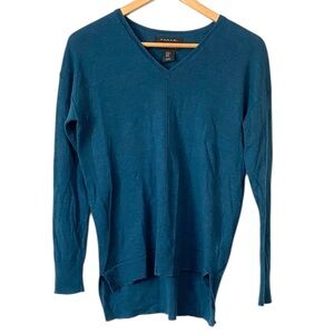 Tahari merino wool V-Neck hi low Sweater teal green blue size medium